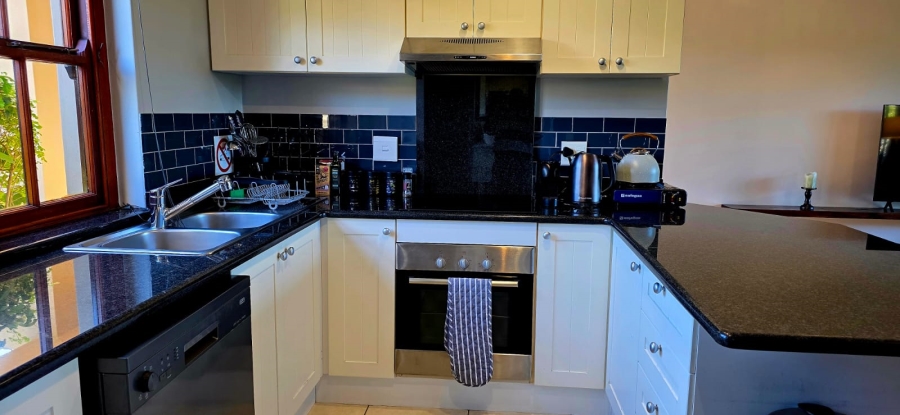 1 Bedroom Property for Sale in Whale Rock Gardens Western Cape